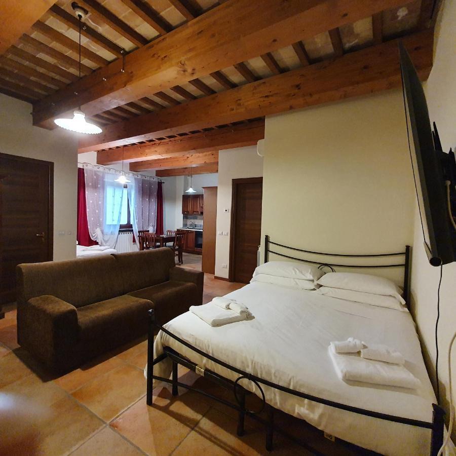 Pietra Maula Agriturismo Castelraimondo Dış mekan fotoğraf
