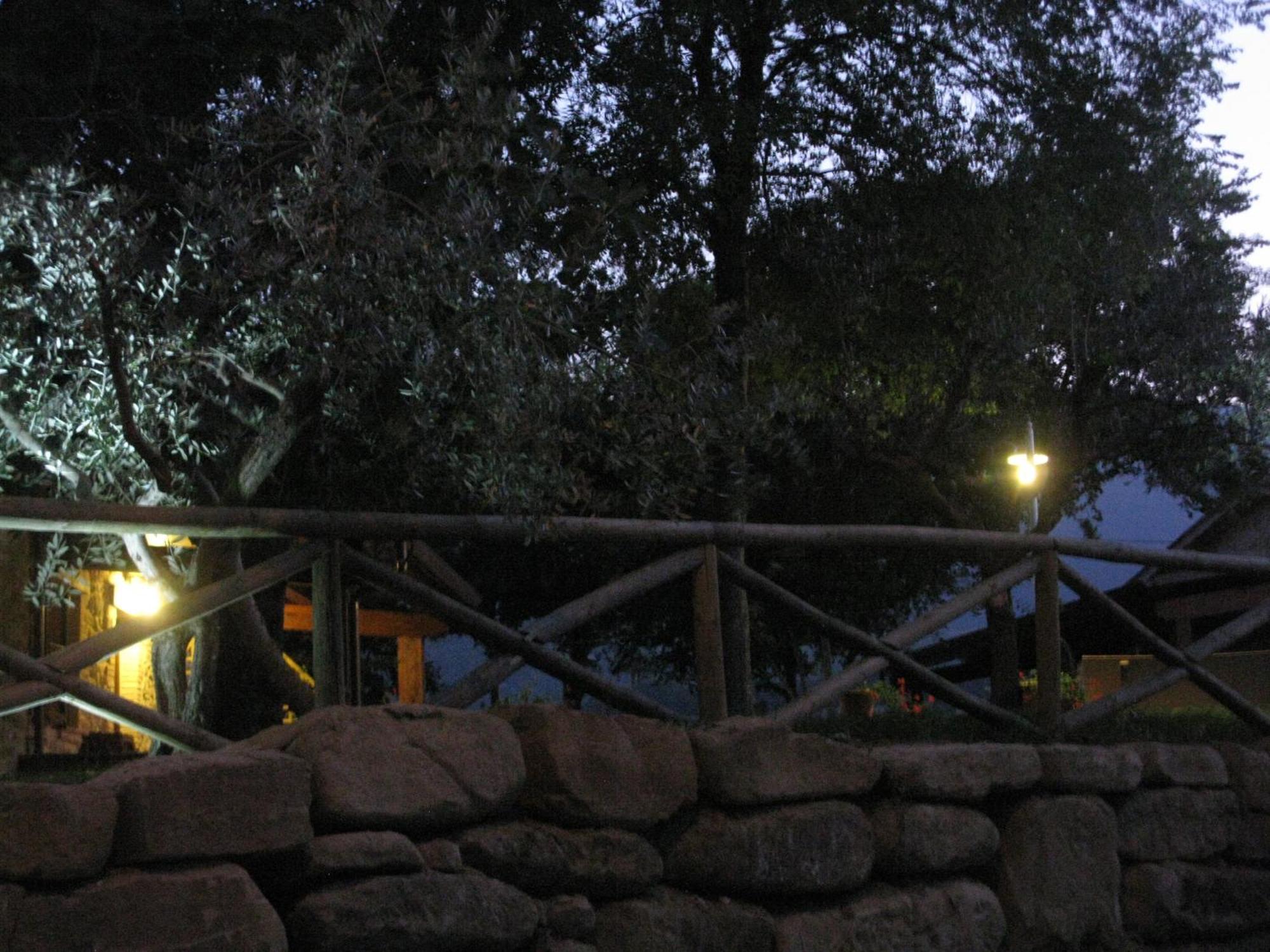 Pietra Maula Agriturismo Castelraimondo Dış mekan fotoğraf