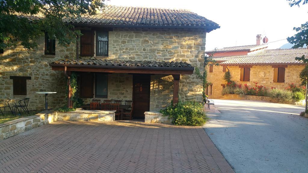 Pietra Maula Agriturismo Castelraimondo Dış mekan fotoğraf